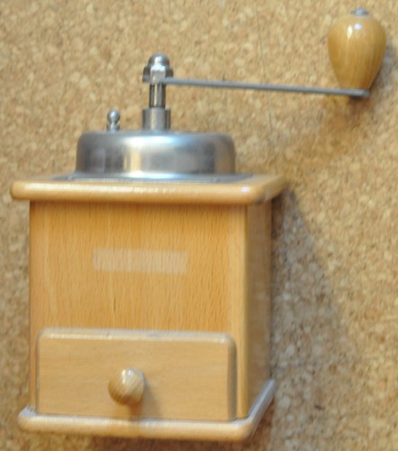 Alte kaffeemühle zassenhaus - alte,