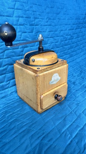 Alte kaffeemühle holz - alte,