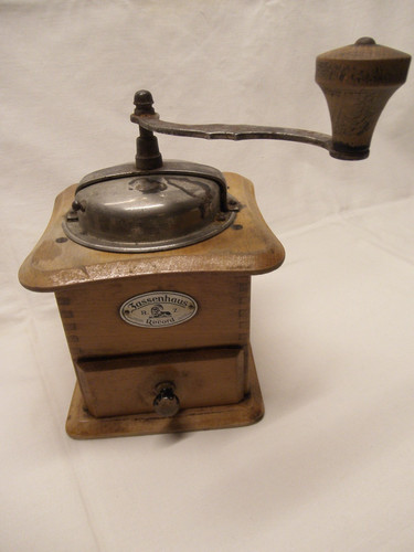 Alte kaffeemühle von - alte,